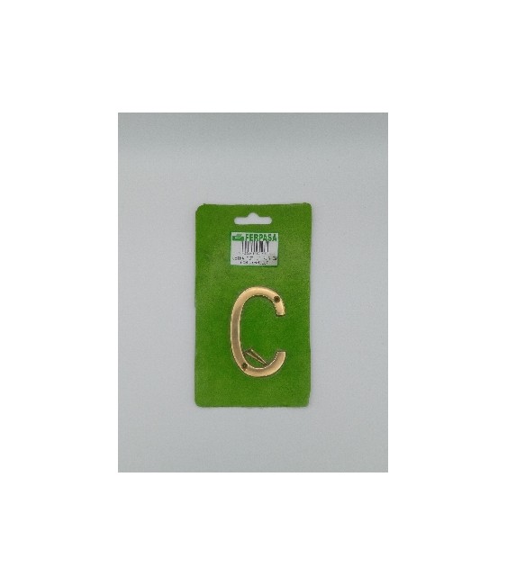 Letra C de Latón 7,5cm con Tornillos | Herrajes HE