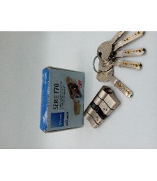 Bombillo TESA T70 30x30 Leva Corta Níquel | Herrajes HE