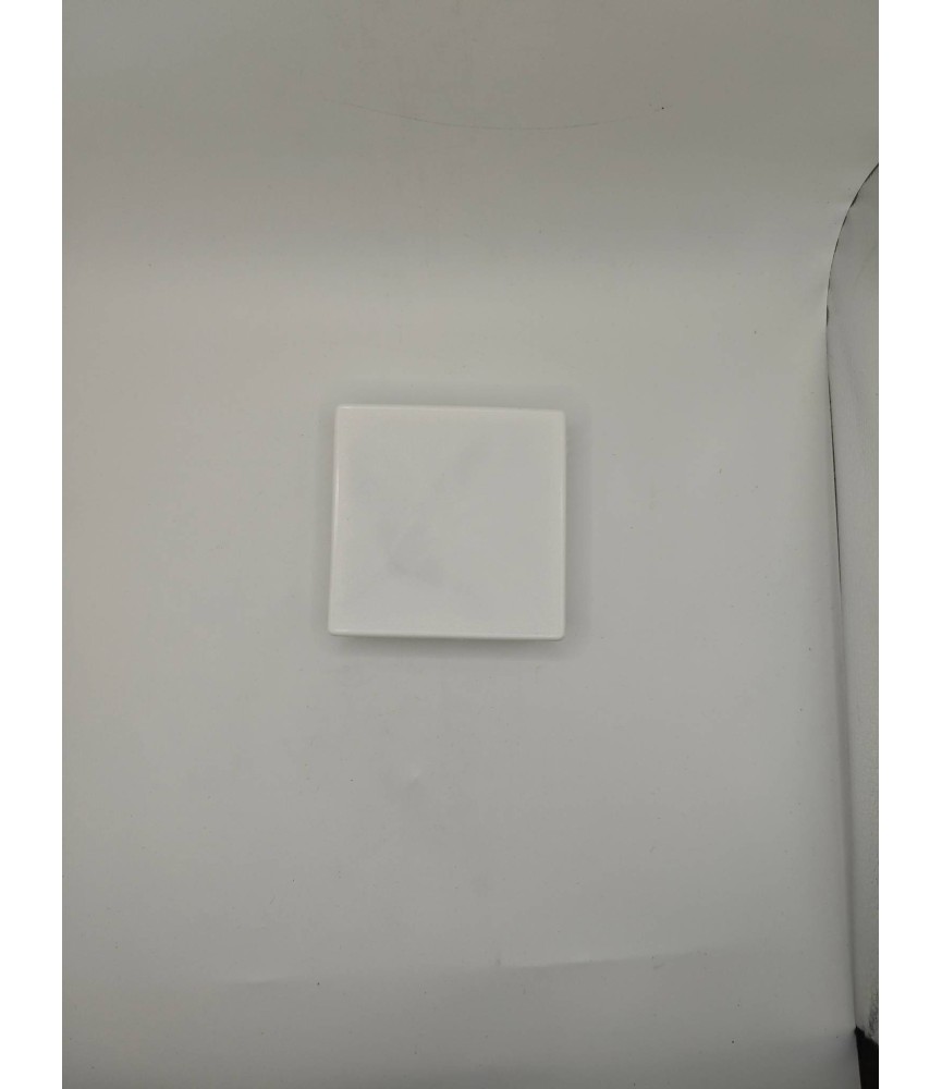 Contera Cuadrada 100x100 Blanca | Herrajes HE