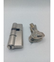 Bombillo Yale 30-50 Seguridad Níquel Leva Larga Llaves Iguales | Herrajes HE