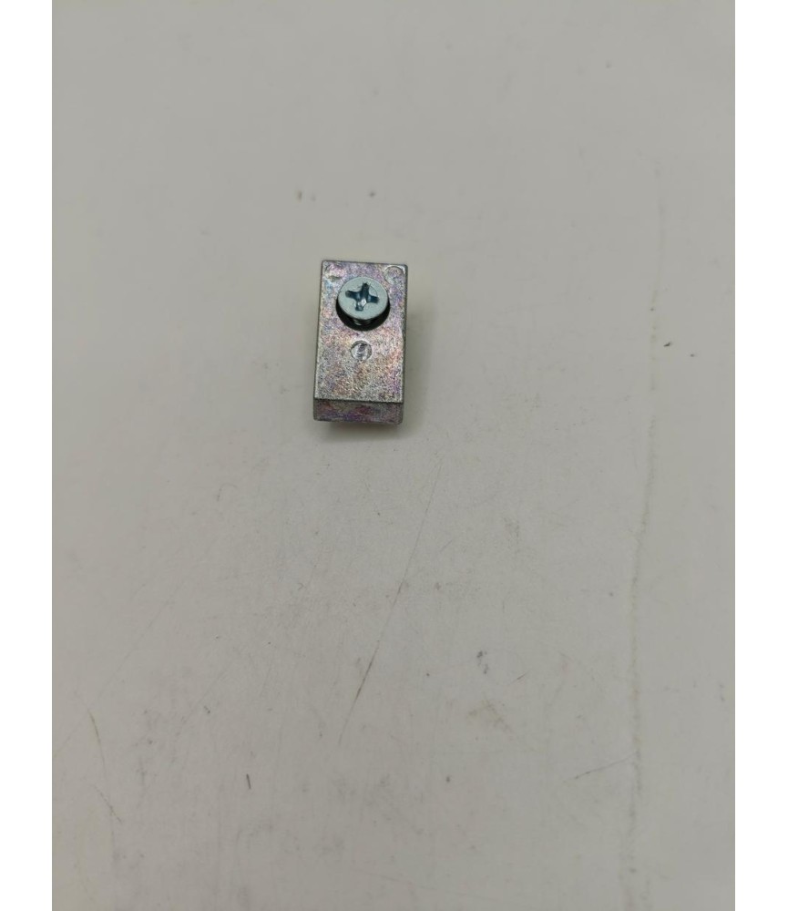 Cerradero Multipunto Teknica para Puertas | Herrajes HE