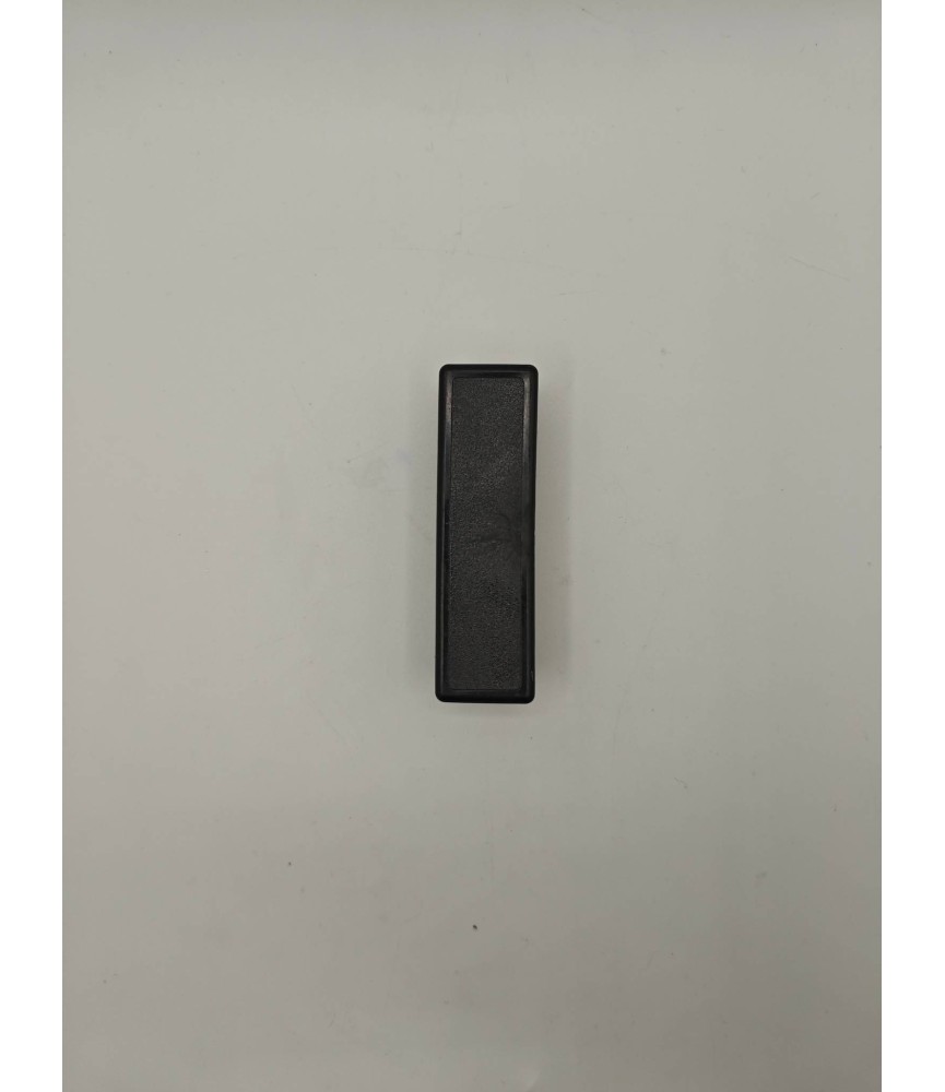 Tapón Rectangular 70x20mm Negro | Herrajes HE