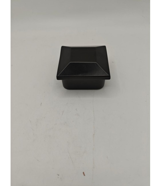 Remate Pirámide Plana 60x60 Negro | Herrajes HE